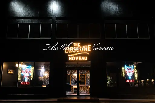 THE OBSCURE NOVEAU