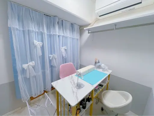 Nail Salon Palette