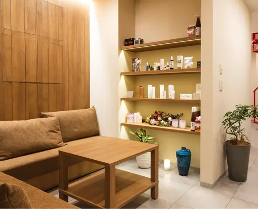 salondebooエステ&まつげ屋本店
