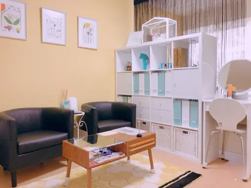 SALON JUNO