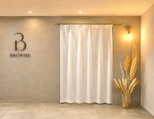 アイブロウサロンbrowme 大宮東口店