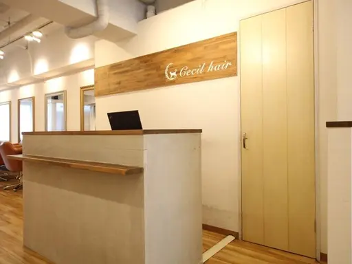 Cecil hair 博多駅前店