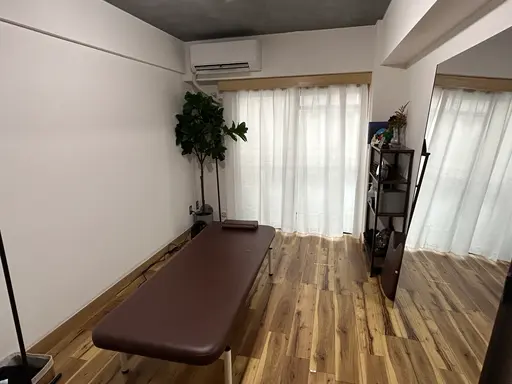 美容整体+feel 吉祥寺店
