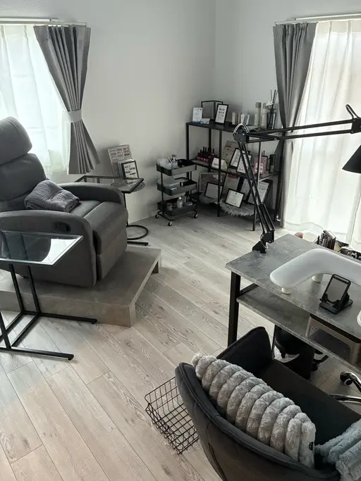 Rien Salon