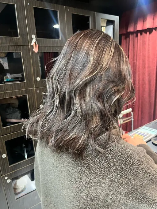 💫新規限定💫ハイライトクーポン🦓コントラスト＊白髪ぼかし＋コテ巻き🦓¥18700→¥11500