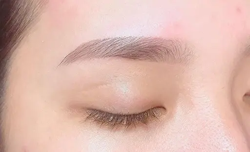 アイブロウブリーチ 💫