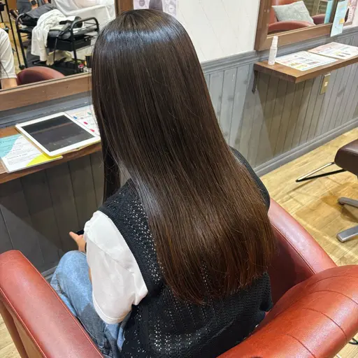 【伸ばしてる方に💫】毛先カット＋2ステップトリートメント💗（肩下で2㌢ほどカットの方🪐）