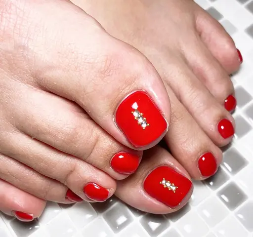 ｻﾝﾀﾞﾙ映え確定！　foot ﾜﾝｶﾗｰ✨２色までOK✨