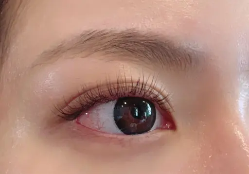 LEDマツエク★フラットラッシュ100本⚠️注意事項を必ずご確認ください。時間の変更不可。オフなし。付け足し不可。