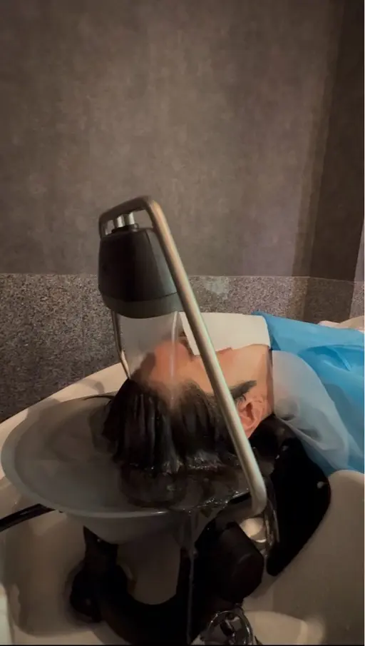 【🌸新メニュー登場🌸】頭浸浴体験クーポン(カット+カラー+トリートメント+頭浸浴)