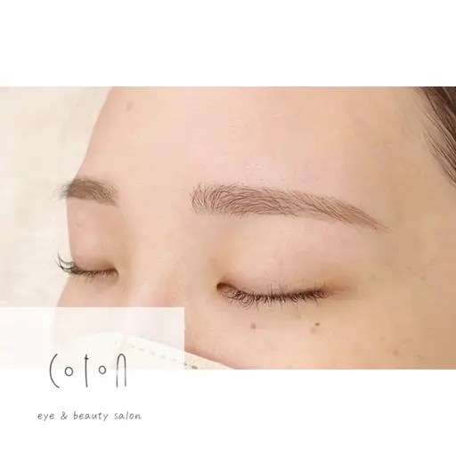 アイブロウスタイリング(眉wax)