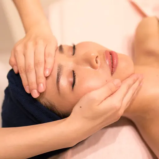 🏝️女性人気No1🏝️小顔コルギ(顔/首肩/デコルテ/肩甲骨周り) 60分コース