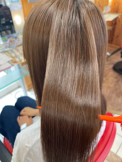 【新規限定】オーガニックカラー(ブリーチなし)+髪質改善トリートメント(3,300円相当)→¥6,600