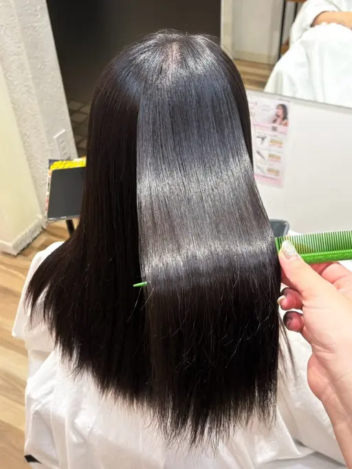 柔らかい質感★髪質改善ストレート¥7700《平日16:00~》 《後ろ姿の撮影okな方限定クーポン‼️》