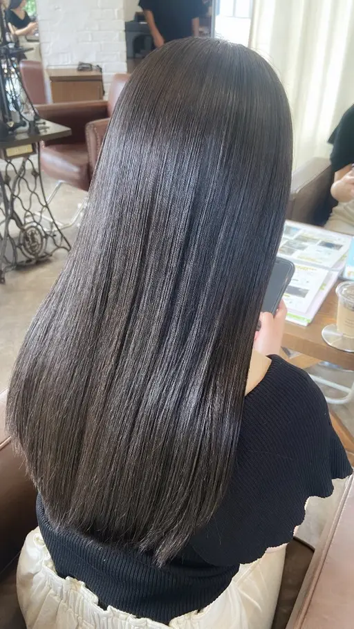 【ミニモ限定クーポン】カット+艶カラー+うる艶トリートメント✨