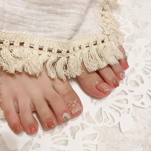 アートし放題フットネイル（オフなし）