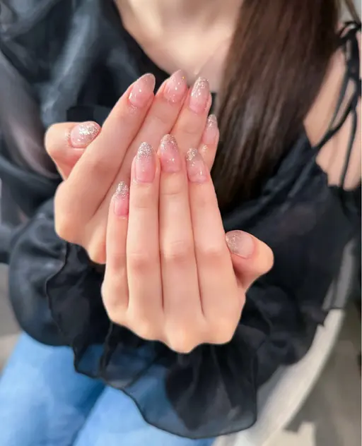 【✨本日から5/15まで限定✨】🎀ハンド ラメグラデーション🎀オフ🈶オフ🈚️どちらも🆗❣️