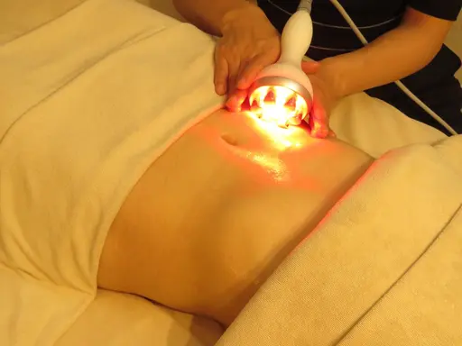 【痩身・温活】《Wデトックス》よもぎ蒸し×全身痩身 130分 ¥9,800