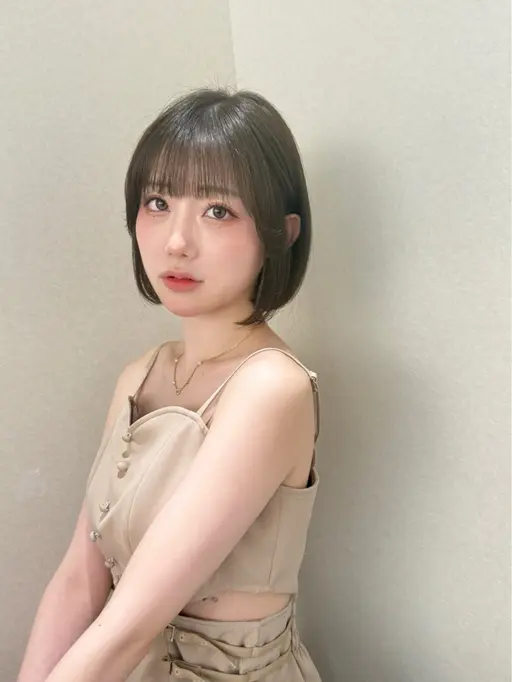 【4月限定🌸特別価格】前髪カット➕艶カラー➕2種類の最高級処理剤➕+2STEPケラチントリートメント🫧