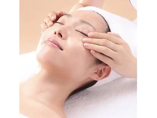 フェイシャル＆デコルテ(通常コース)