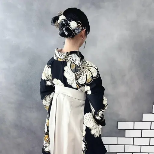 ☆卒業式☆ 袴着付け💖ヘアアレンジ／メイク追加OK！！早朝受付可！