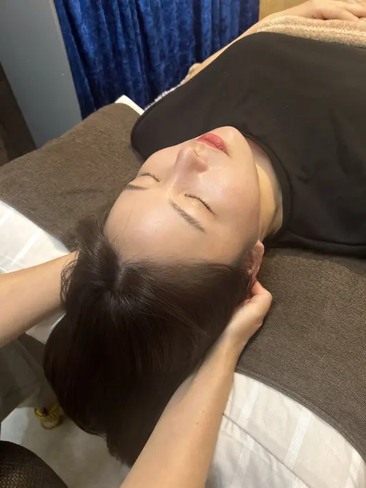 【限定プライス✨】お顔に一切触れずに小顔ドライヘッドスパ60分 🪞