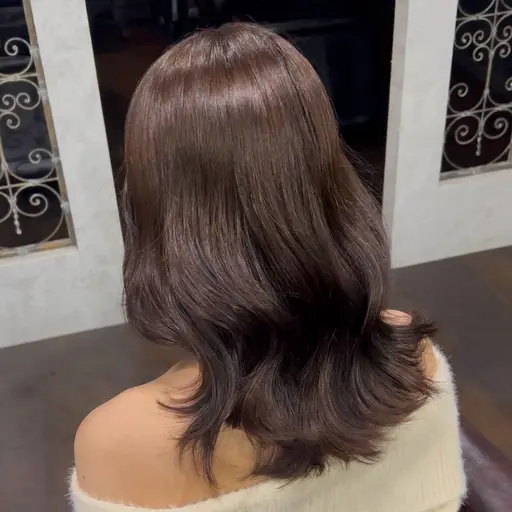 ご新規様限定メニュー‼️✨【赤み消し×透明感ワンカラー】 土日祝¥4900