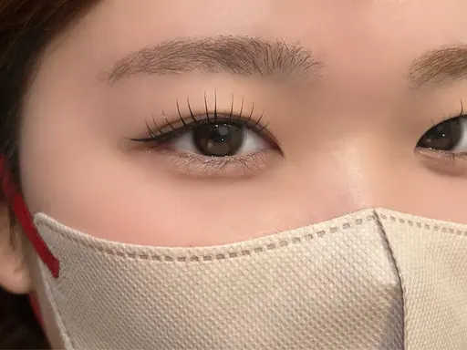 ☘️まつげパーマorパリジェンヌ+眉毛ワックス☘️♡⸝⸝