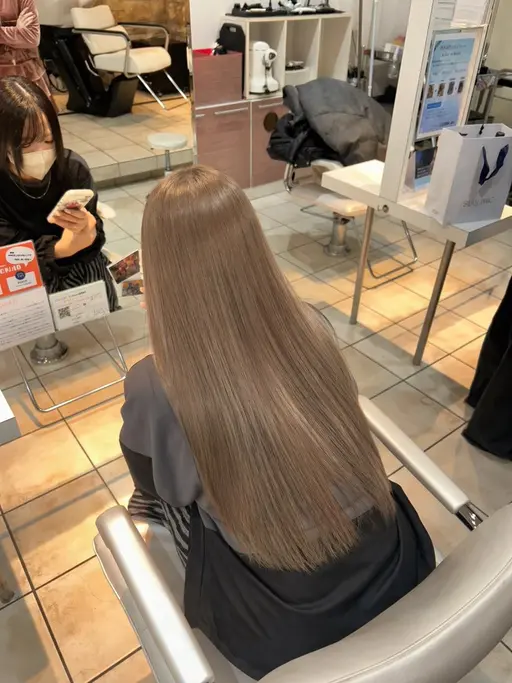 【🩷ྀི垢抜けNo.1🩷ྀི】ミルクティーカラー×ツヤトリートメント¥2640  柔らか透明感で雰囲気UP⬆️