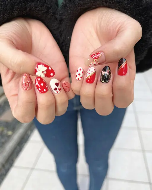 キャラクターネイル90分　モチーフネイル得意💅