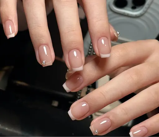 シンプルフレンチネイル（期間限定価格）