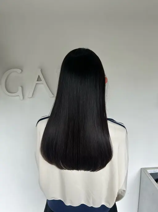 【✨️当日予約限定✨️】🖤暗めツヤ感カラー♡➕カット➕1STEPトリートメント 🫧🖤⋆͛*͛