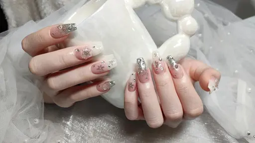 人気No・1】ハンド★ゴージャス★持ち込みデザイン120分やり放題¥7980