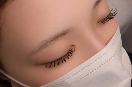 フラットラッシュまつ毛エクステセーブル140本迄