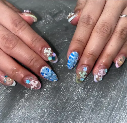 【ミニモ限定割引♥】店長おまかせ　韓国ネイル　オフなし