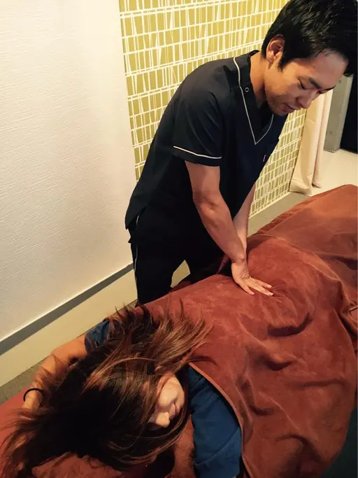 【★minimo限定★贅沢フルコースメニュー★】マッサージ＋特殊電気施術＋猫背矯正＋骨盤矯正＋ヘッドマッサージ(90分)