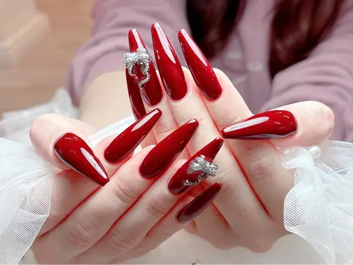 当店人気メニュー✨ チップ長さ出し ワンカラー＆ラメ&マグネット＆フラッシュネイル✨パーツ2個付き✨ソフトジェルオフ込み