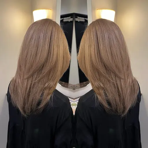 ⭐️ブリーチ込みダブルカラー⭐️ ※ハイライトやインナーやアンブレラーなどのデザインカラーは受け付けておりません。