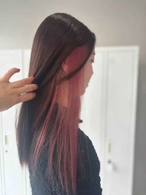 《🫐MEI得意menu🫐》インナーブリーチ＋オンカラー(イヤリングも可能です🙆‍♀️)