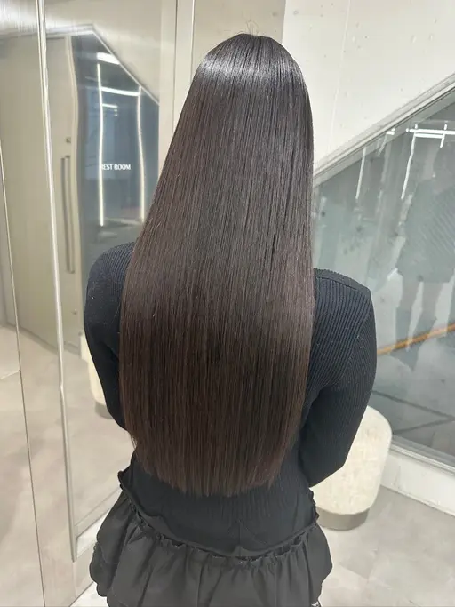 同時施術だからこそダメージ最小限!!【カット+縮毛矯正+カラー+髪質改善トリートメント】