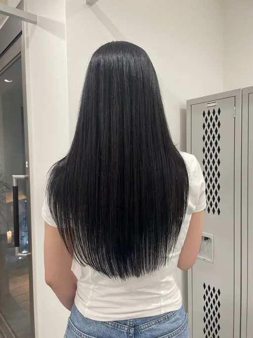 「カット」💇♀️🪄+癖を伸ばす「うる艶髪質改善トリートメント」🫧🫶🏻話題の超音波アイロン付き💍