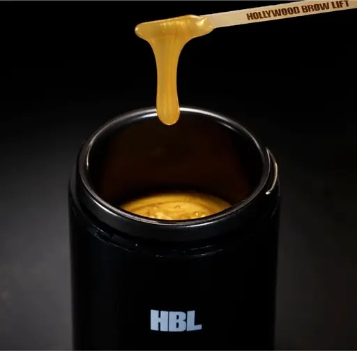 ⭐️【新規/お写真OKの方/現金支払い】フルフェイスWAX脱毛(眉のデザインは含まれておりません)美容鎮静パック付き⭐️