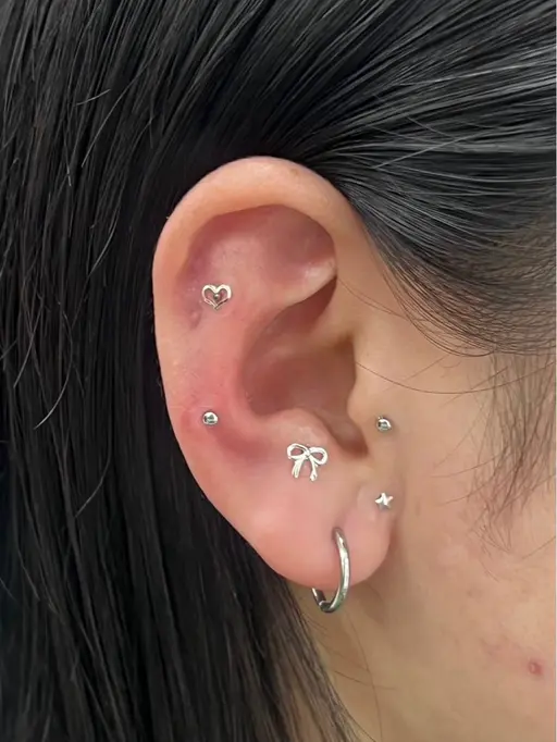 大人気❕【耳つぼジュエリー10粒 ￥3850💎💙】