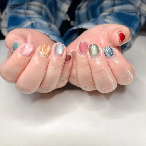 ミニモ限定流行りのマグネットネイルが2500円!?