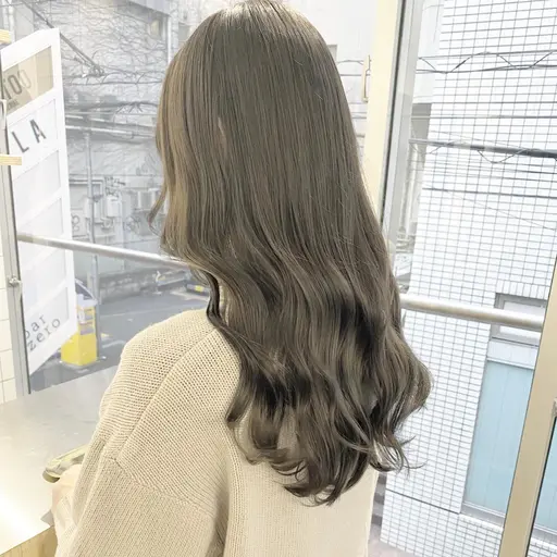 【ブリーチはしたくない…】ブリーチ無でWカラー🫒カラー➕アディクシー、イルミナカラー➕1stepシルクトリートメント