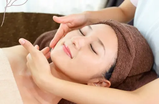 【高保湿】フェイシャルエステ