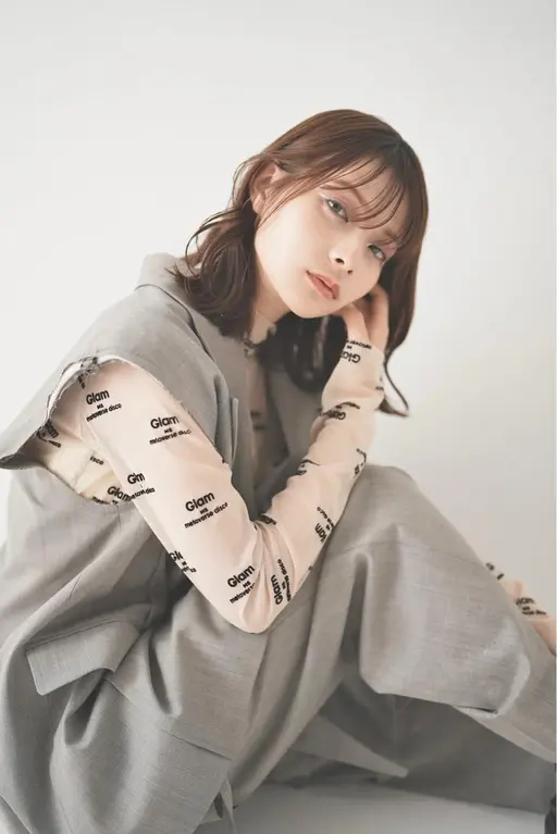 【 初めてご来店の方🌟✩.*˚】🌟1番人気🌟似合わせカット➕髪質改善イルミナカラー➕オージュア♥️