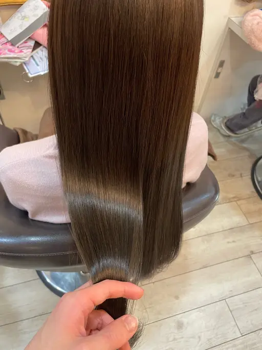 新生活応援キャンペーン価格✨️髪質改善✨️艶髪✨超音波アイロンAujua プレミアムFullStepトリートメント