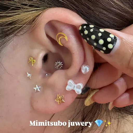 耳ツボジュエリー💎✨両耳10粒まで《¥3300》20粒まで《¥4400》