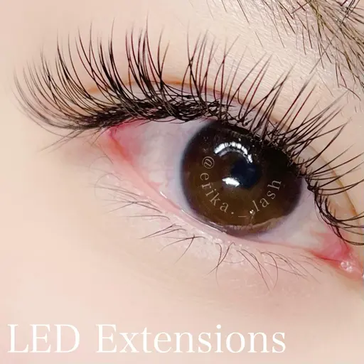 １週間前限定💕フラットラッシュ100本まで♡オフ追加、LEDエクステ、バインド、ダブルフラット変更各➕500円